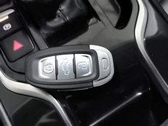 FAW Red Flag E-QM5 431km Charging Comfort Edition - фото 10