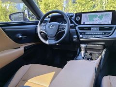 Lexus ES 200 Excellence Edition - ფოტო 13