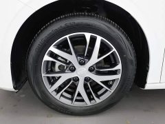 Geely Emgrand 4th Generation Champion Edition 1.5L CVT Luxury - фото 17