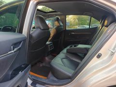 Toyota Camry 2.0G Luxury Edition - photo 10