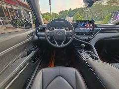 Toyota Camry 2.0G Luxury Edition - photo 12