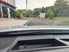 Toyota Camry 2.0G Luxury Edition - photo 17