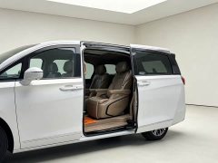 Buick GL8 ES Land Respect 653T Smart Flagship - ფოტო 6