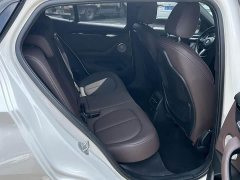 BMW X2 sDrive25i Leading Edition M Off-Road Package - фото 5