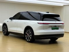 NIO ES8 100kWh - ფოტო 8