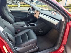 Tesla Model Y Rear-Wheel Drive - ფოტო 7