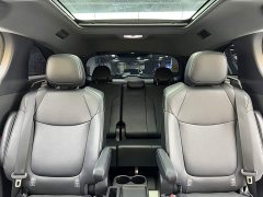 Toyota Gravia 2.5L Hybrid Luxury - photo 10