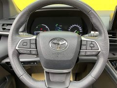 Toyota Gravia 2.5L Hybrid Luxury - photo 5
