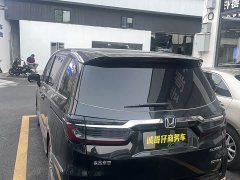 Honda Odyssey 2.0L e:HEV Luxury - ფოტო 6
