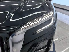 FAW Red Flag HS3 PHEV 117km Dynamic Edition - ფოტო 5