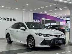 Toyota Camry 2.5G Luxury - ფოტო 3