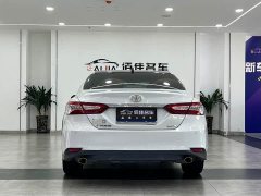 Toyota Camry 2.5G Luxury - ფოტო 6