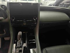 Toyota Vellfire Crown Hybrid 2.5L Premium Edition - фото 8