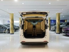 Toyota Vellfire Crown Hybrid 2.5L HV Premium Edition - photo 7