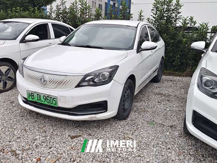 Dongfeng Fengshen E70 500 Super Comfort Edition