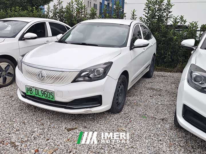 Dongfeng Fengshen E70 500 Super Comfort Edition - автомобиль из Китая