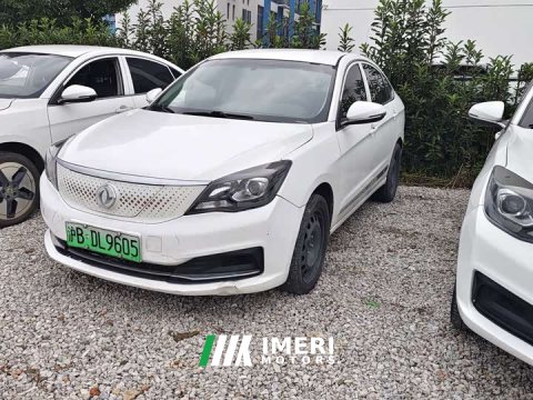 2022 Dongfeng Fengshen E70 500 Super Comfort Edition - car from China