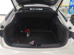 Changan UNI-V 1.5T Premium - ფოტო 4