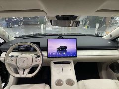 Voyah Lantu Zhaohui L Four-Wheel Drive Ultra - photo 13
