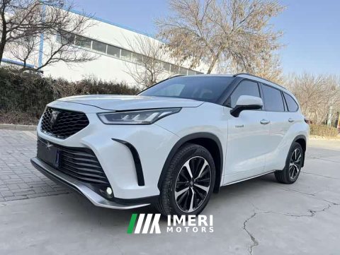 2021 Toyota Crown Venza 2.5L HEV AWD Premium - автомобиль из Китая