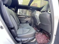 Toyota Crown Venza 2.5L HEV AWD Premium - photo 6