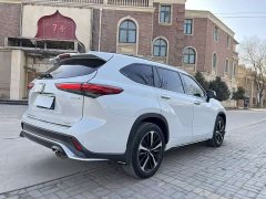 Toyota Crown Venza 2.5L HEV AWD Premium - photo 9
