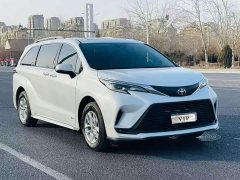 Toyota Gravia 2.5L Hybrid Luxury - фото 2