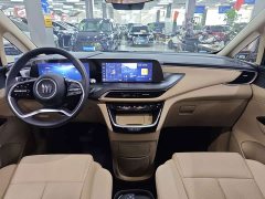 Buick GL8 New Energy Lusang Respect Edition - photo 4