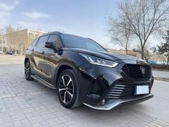 Toyota Crown Venza 2.5L HEV AWD Premium - фото 2