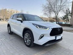 Toyota Highlander Hybrid 2.5L AWD Premium 7-Seater - фото 2