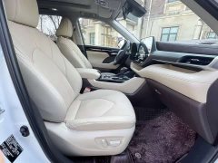 Toyota Highlander Hybrid 2.5L AWD Premium 7-Seater - фото 4