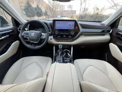 Toyota Highlander Hybrid 2.5L AWD Premium 7-Seater - фото 5