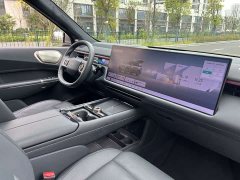 Lynk & Co 900 2.0T Ultra 6-Seater - фото 15