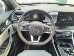 BYD Qin PLUS Glory Edition DM-i 55KM Leading - фото 10
