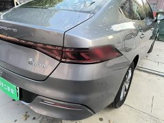 BYD Qin PLUS Glory Edition DM-i 55KM Leading - фото 7