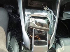 SAIC Maxus EUNIQ 5 1.3T Plug-in Hybrid Elite - ფოტო 13