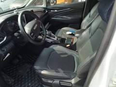 SAIC Maxus EUNIQ 5 1.3T Plug-in Hybrid Elite - ფოტო 14