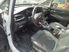 SAIC Maxus EUNIQ 5 1.3T Plug-in Hybrid Elite - ფოტო 15