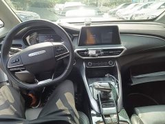 SAIC Maxus EUNIQ 5 1.3T Plug-in Hybrid Elite - ფოტო 9