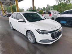 Chevrolet Cruze 320 Automatic Enjoy Sunroof Edition - photo 3