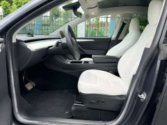 Tesla Model Y Rear-Wheel Drive - photo 12
