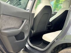 Tesla Model Y Rear-Wheel Drive - photo 13