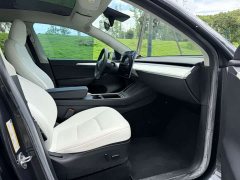 Tesla Model Y Rear-Wheel Drive - photo 14