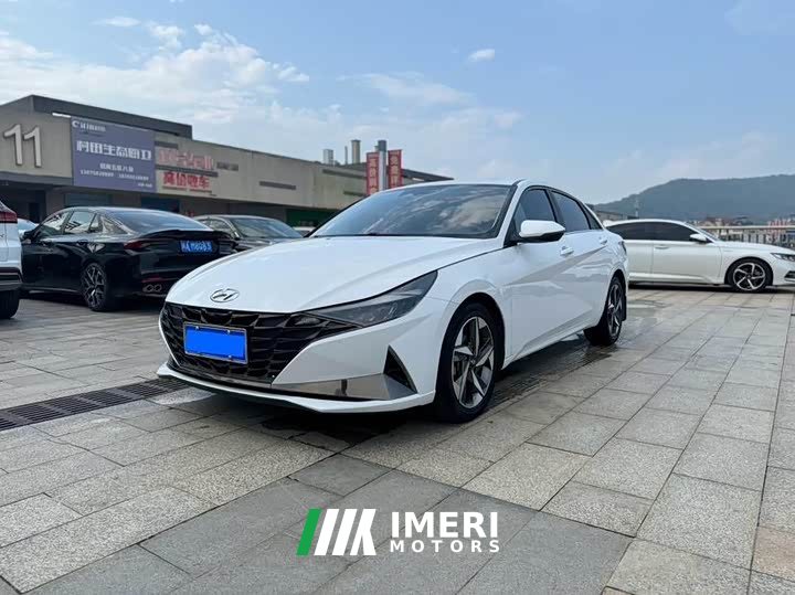 Hyundai Elantra 1.5L CVT GLX Elite - car from China