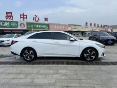 Hyundai Elantra 1.5L CVT GLX Elite - photo 12