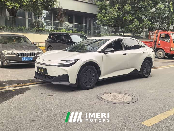 Toyota bZ3 517km Elite PRO - ავტომობილი ჩინეთიდან
