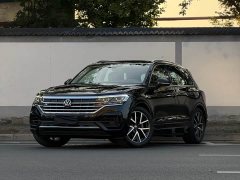 Volkswagen Touareg 3.0TSI Ruixiang Classic Sport Package - photo 1