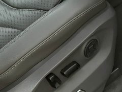 Volkswagen Touareg 3.0TSI Ruixiang Classic Sport Package - photo 12