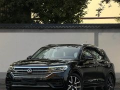 Volkswagen Touareg 3.0TSI Ruixiang Classic Sport Package - photo 2