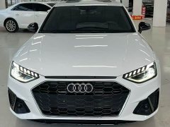 Audi A4L 40 TFSI Luxury Sport - фото 1
